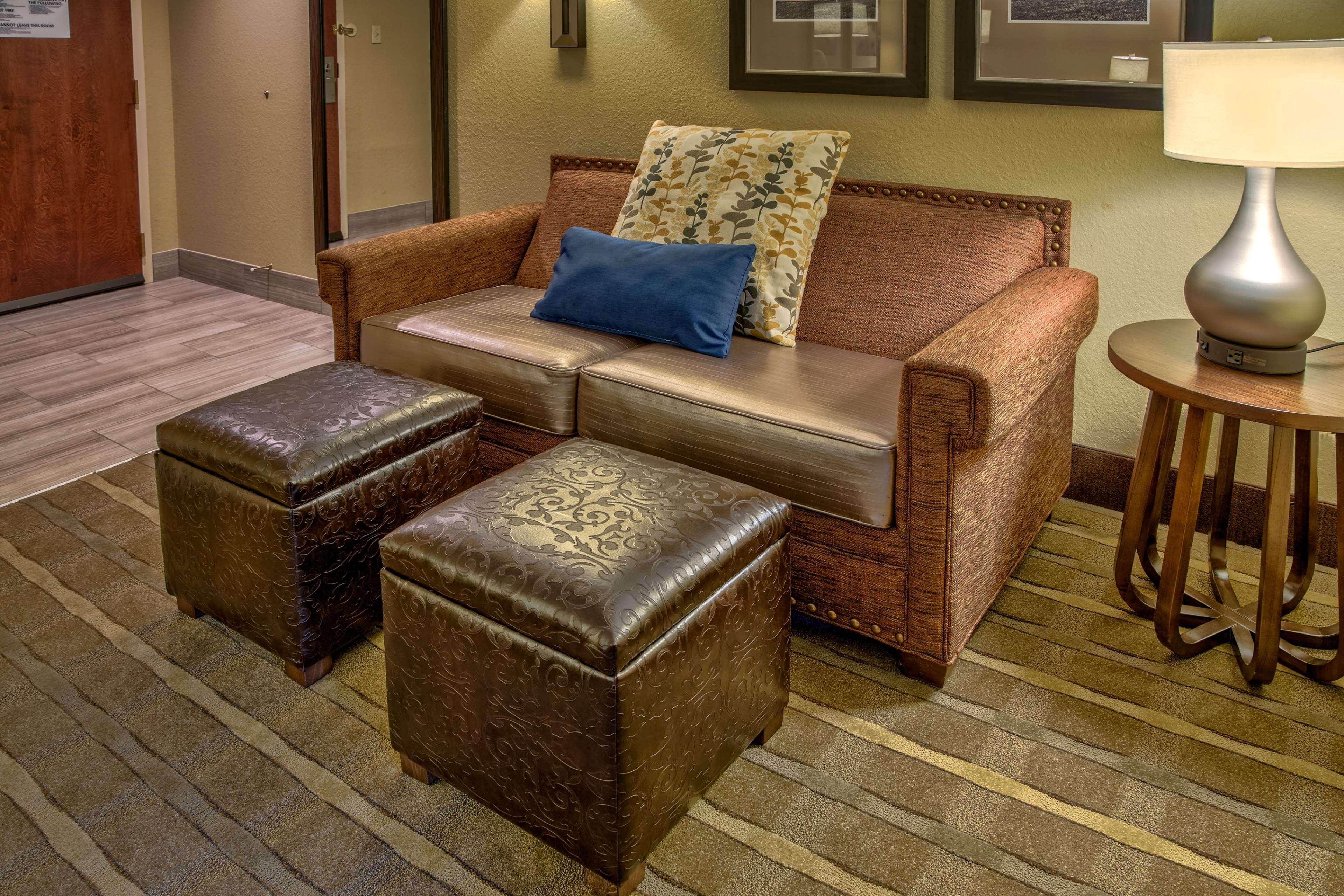 Hampton Inn Atlanta-Peachtree Corners/Норкросс Экстерьер фото