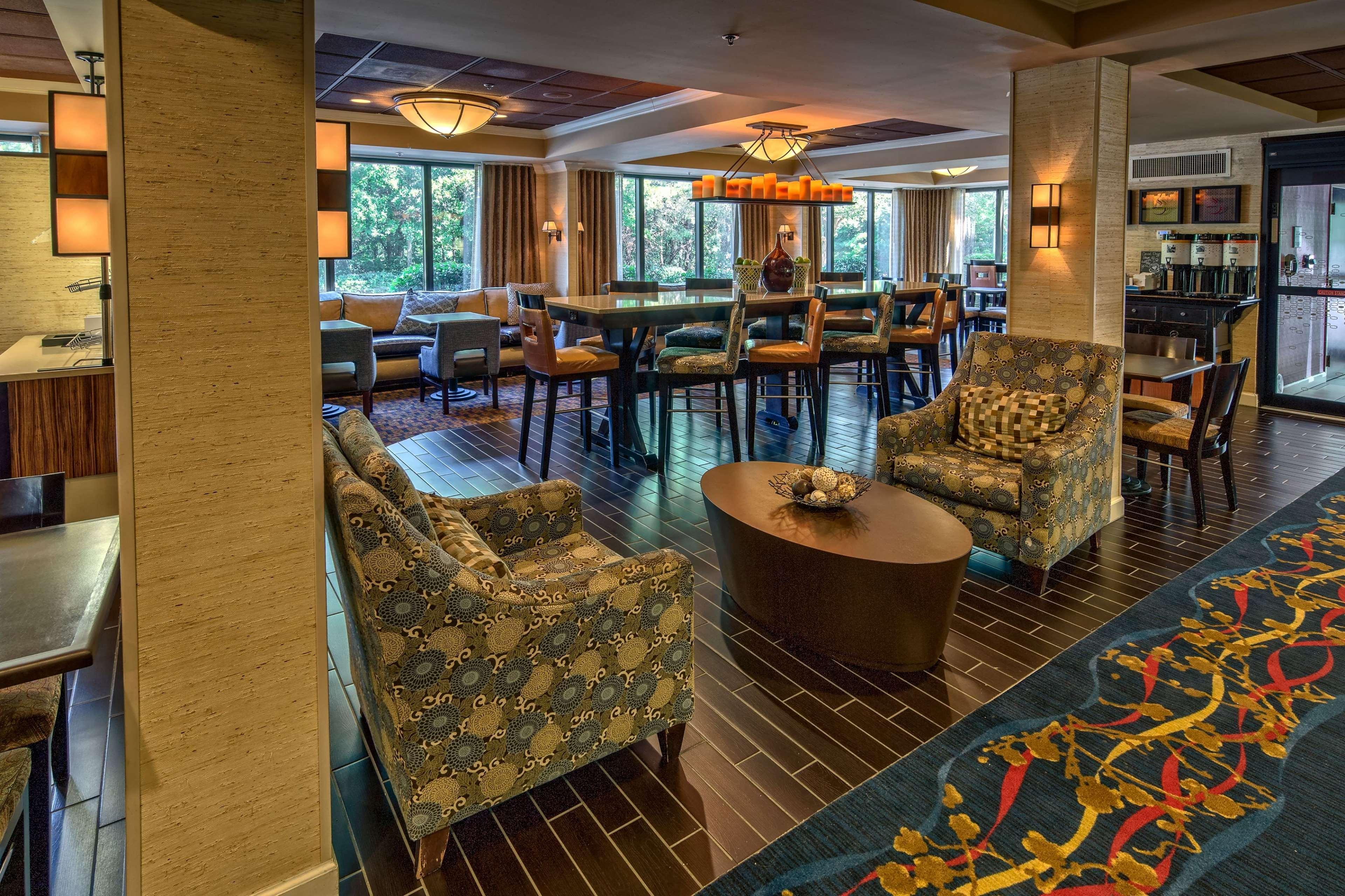Hampton Inn Atlanta-Peachtree Corners/Норкросс Экстерьер фото