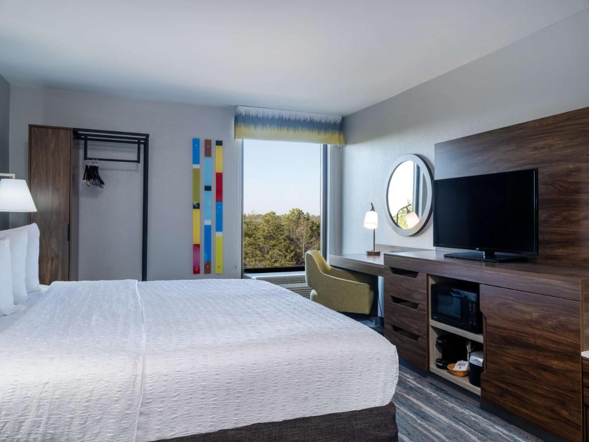 Hampton Inn Atlanta-Peachtree Corners/Норкросс Экстерьер фото