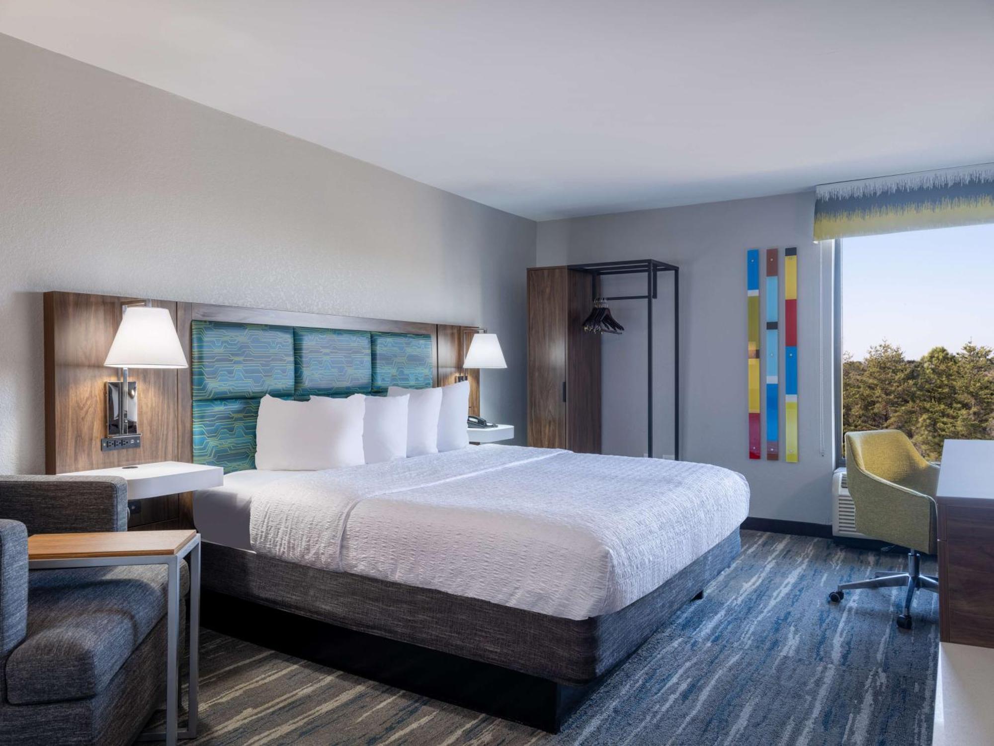 Hampton Inn Atlanta-Peachtree Corners/Норкросс Экстерьер фото