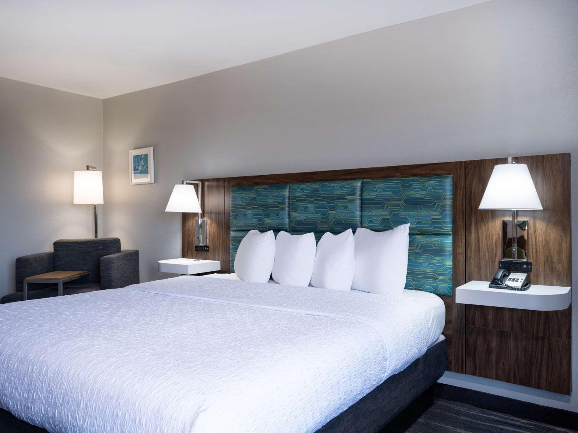 Hampton Inn Atlanta-Peachtree Corners/Норкросс Экстерьер фото