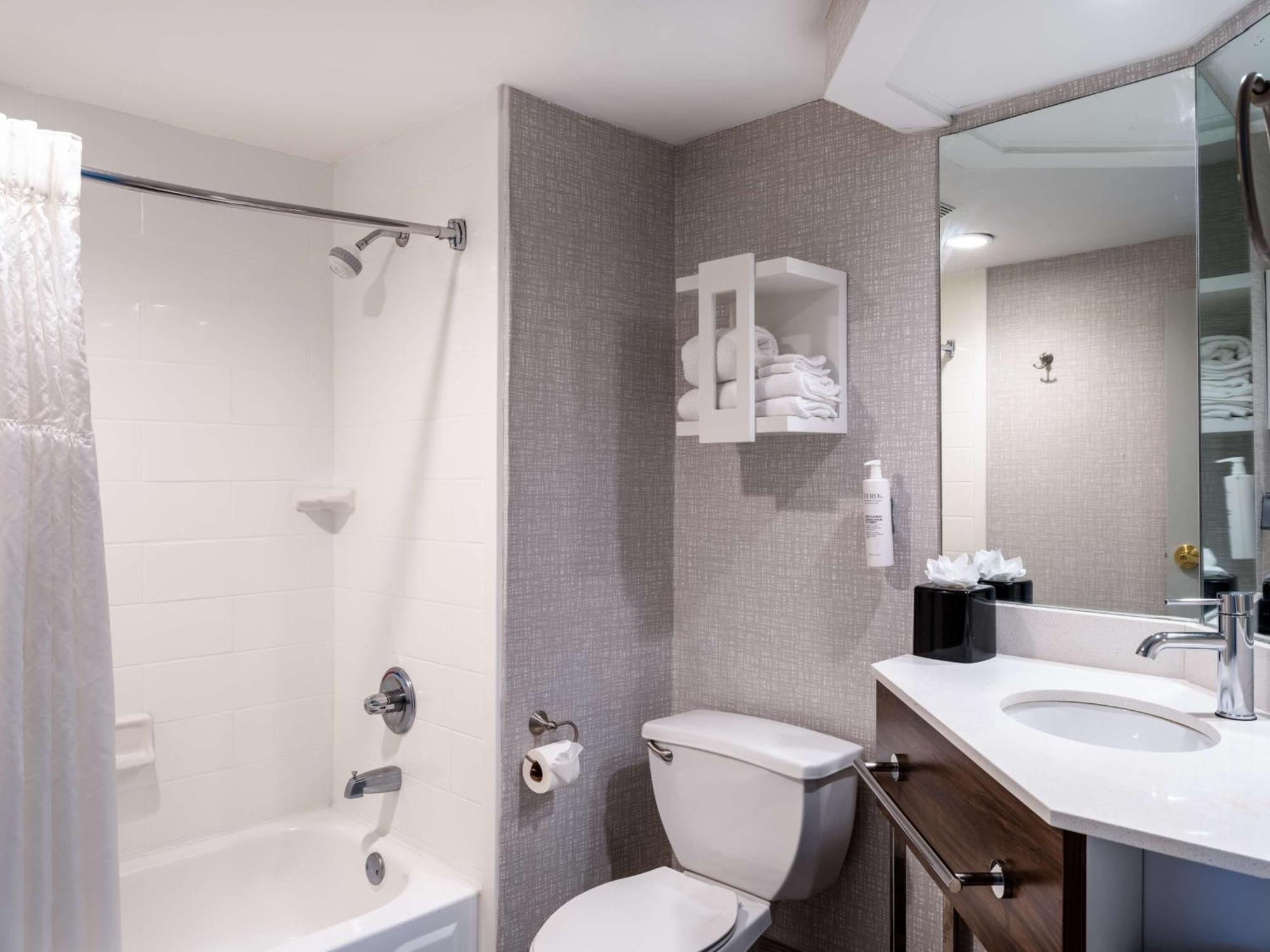 Hampton Inn Atlanta-Peachtree Corners/Норкросс Экстерьер фото