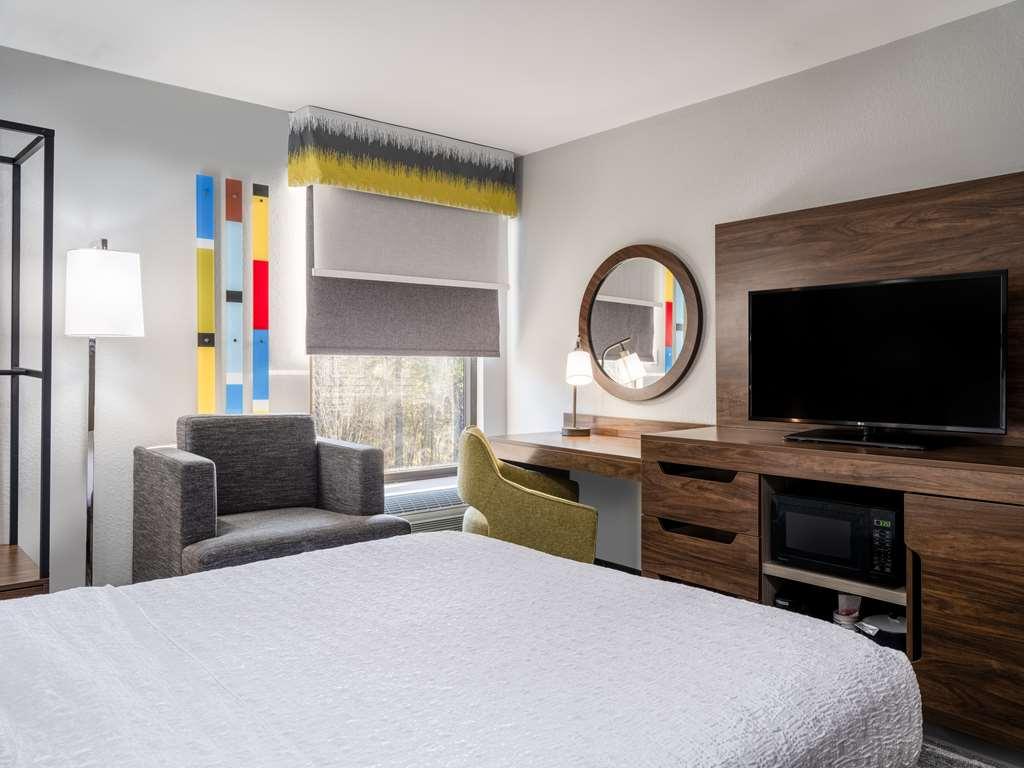 Hampton Inn Atlanta-Peachtree Corners/Норкросс Номер фото