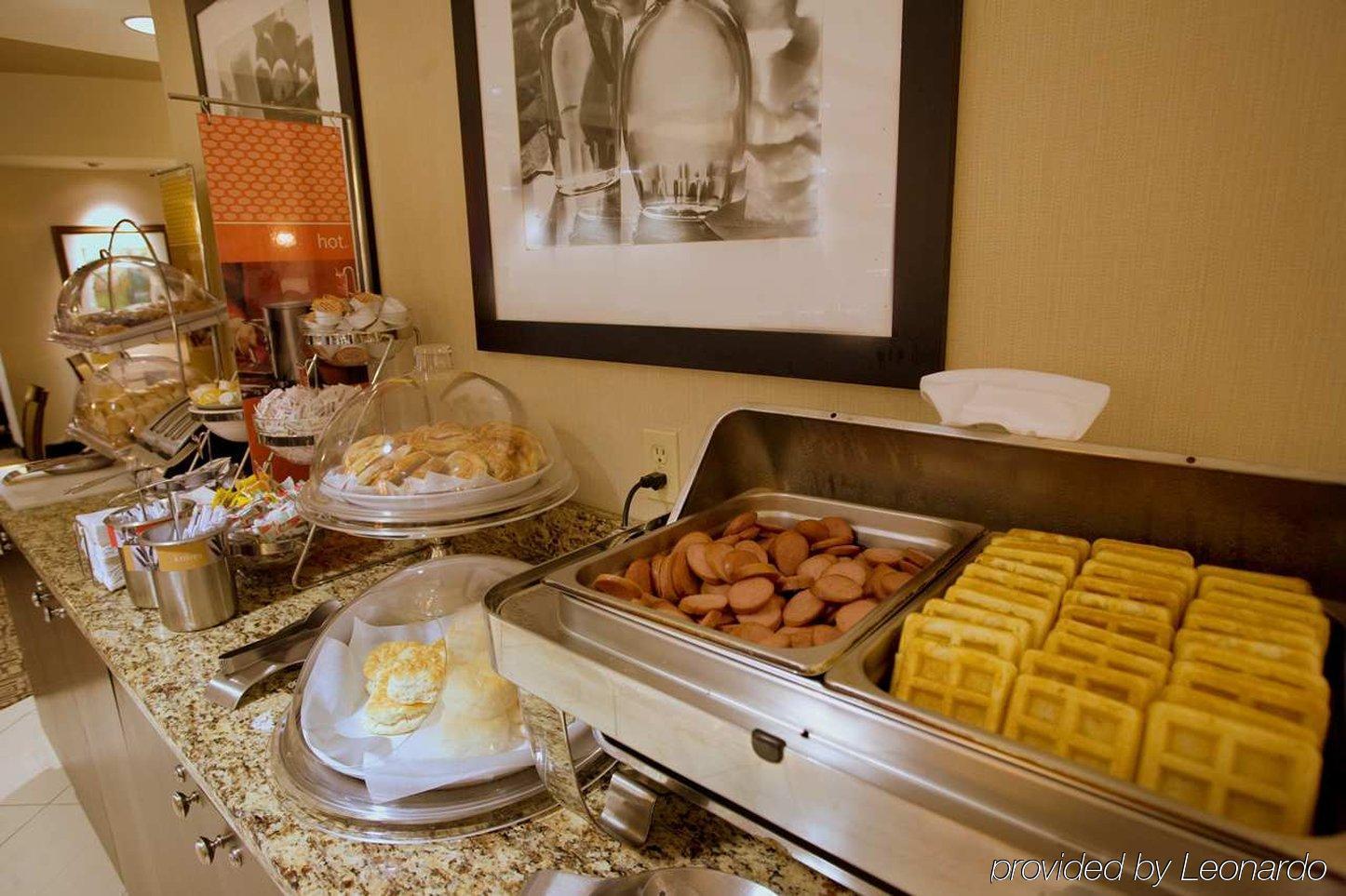 Hampton Inn Atlanta-Peachtree Corners/Норкросс Ресторан фото
